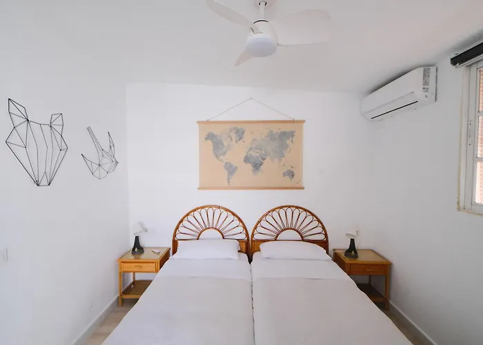 Penthouse Center Private Terrace Wifi شقة